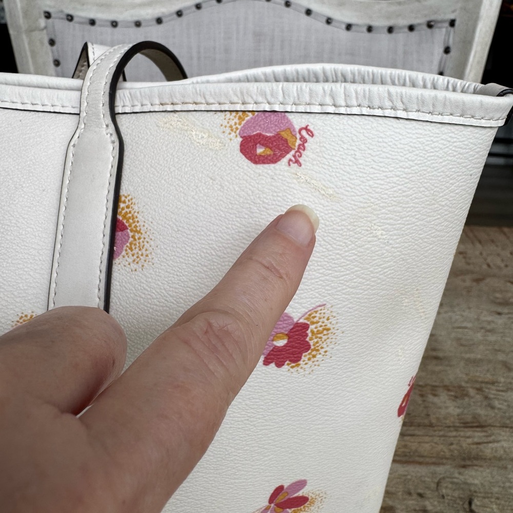 Coach Cream Leather Tote with Pink Floral Print - Picture 4 of 4